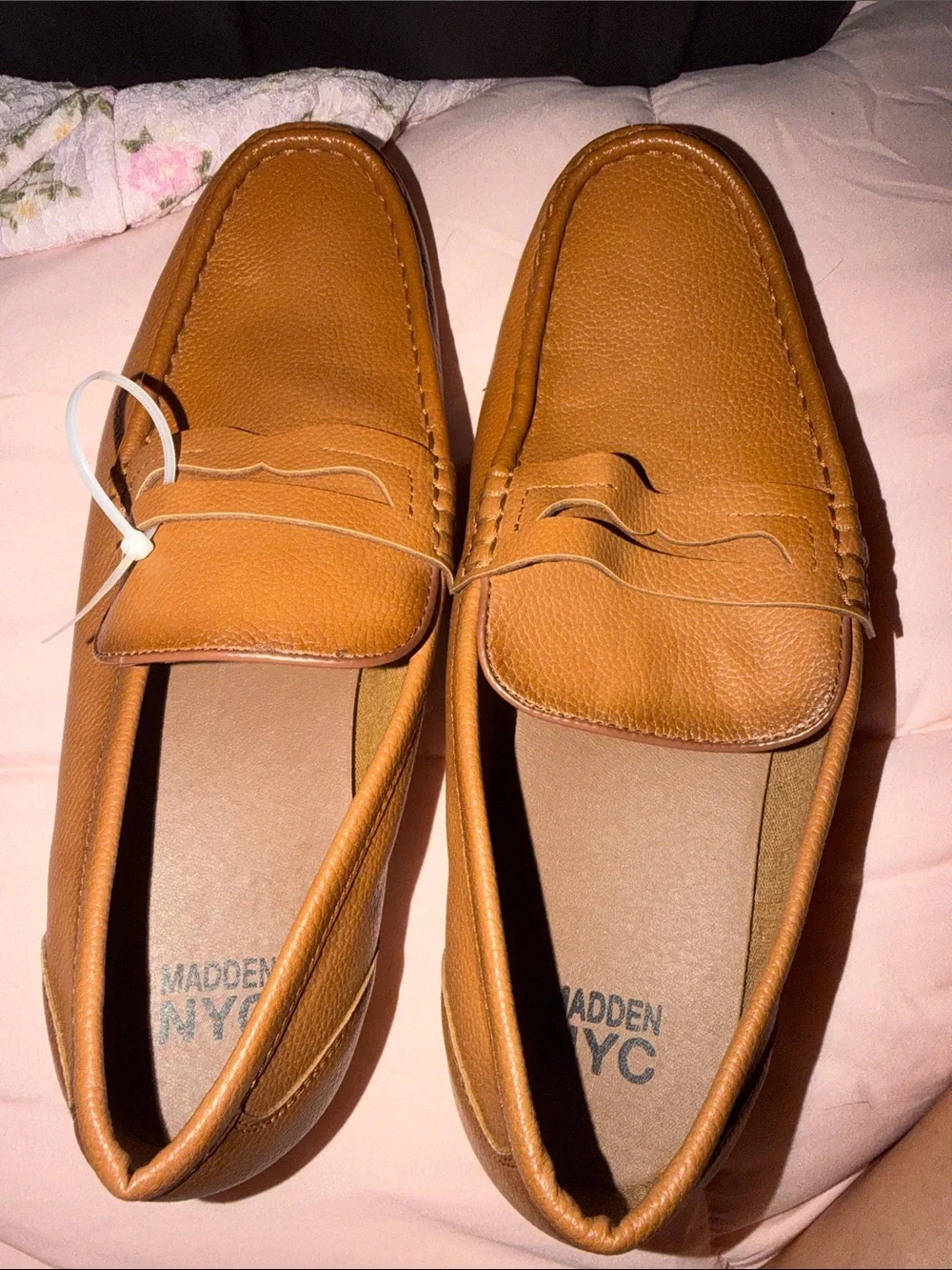 Men's Tan Leather Penny Loafer Slip-On - Picture 4 of 8